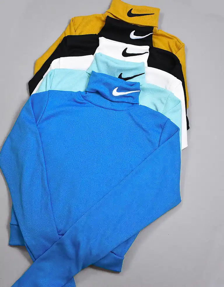 بلوز یقه اسکی زنانه