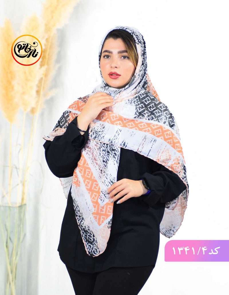 روسری حریرنخ رنگ سال هلویی