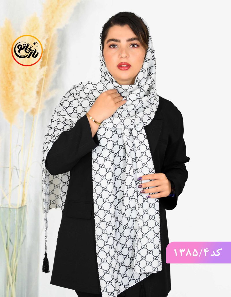 شال پلیسه سفید مشکی