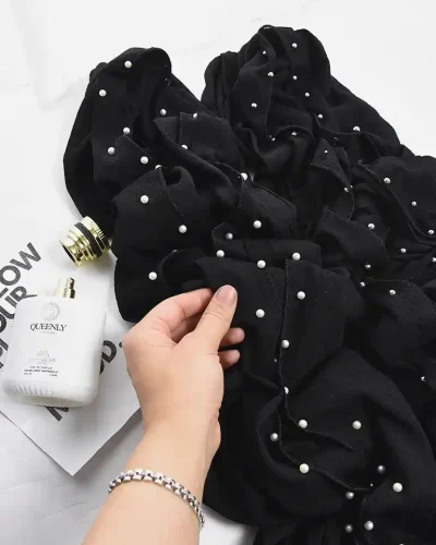 شال مرواریددار مشکی