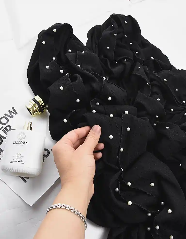 shawl.meshki.nakhi.labemorvarid.nazkhaton شال مرواریددار مشکی