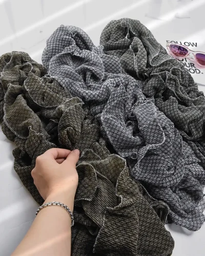 شال لمه شنی مارک دار