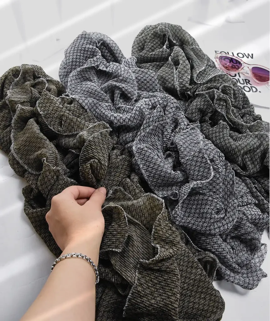 شال لمه شنی مارک دار