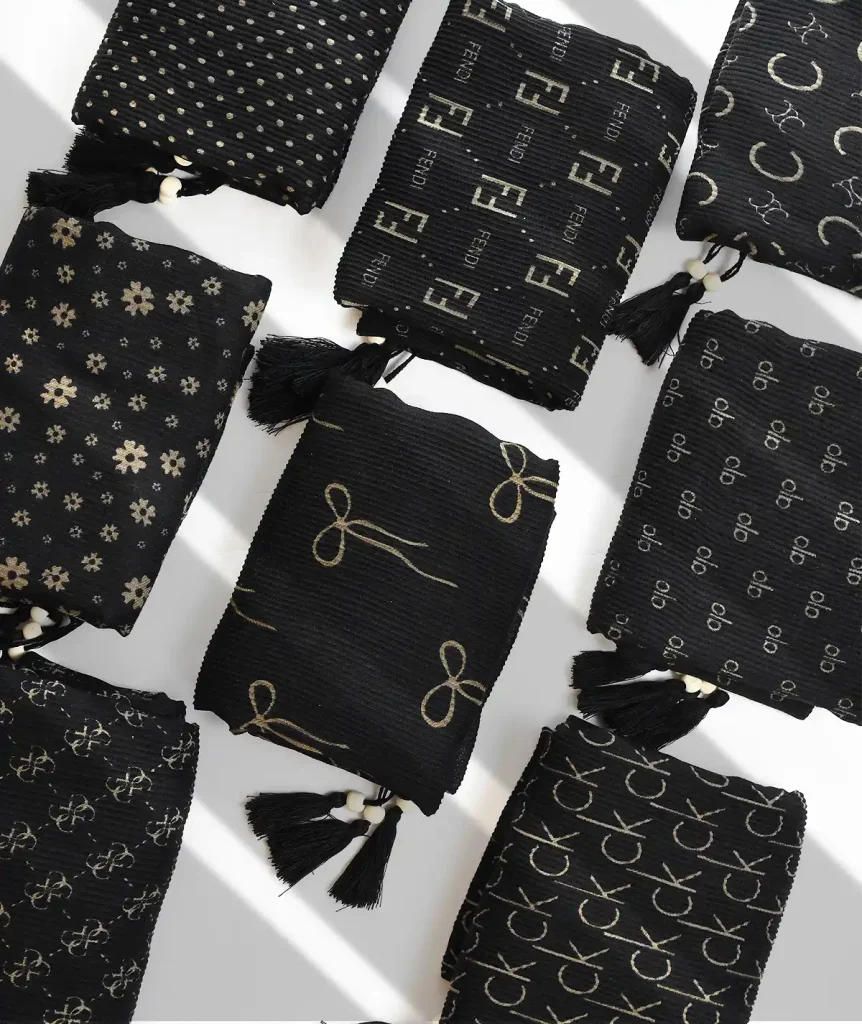 شال برشکا مشکی نسکافه ای