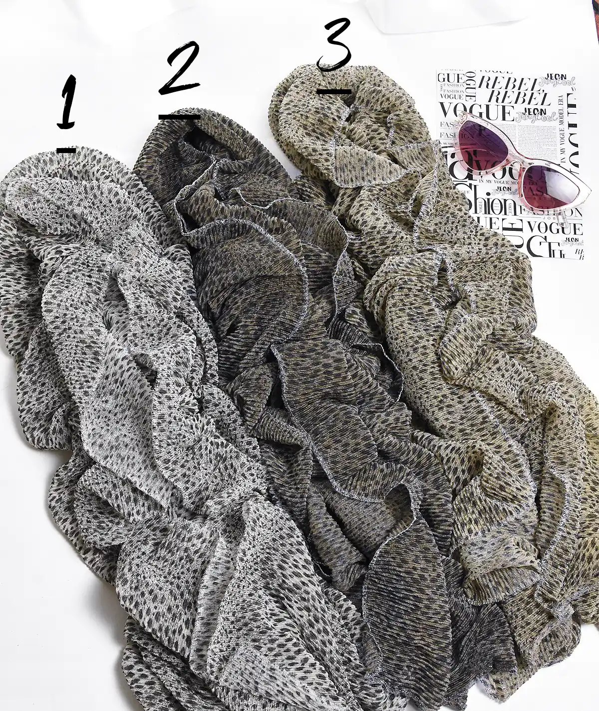 shawl.lamesheni.tarh.palani.dokhtarone.nazkhaton.01 شال مجلسی لمه شنی پوست ماری کد 1747 - Image 1