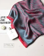 روسری ابریشم ژاکارد دورو طرح پر کد 1795 - Image 4