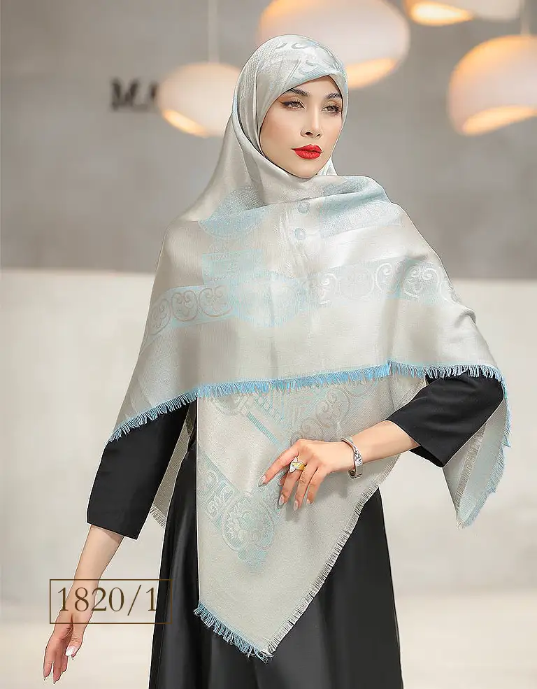 روسری نخ ابریشم ژاکارد طرح هرمس