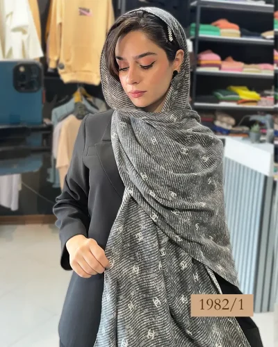 شال گوچی راه راه پاییزه